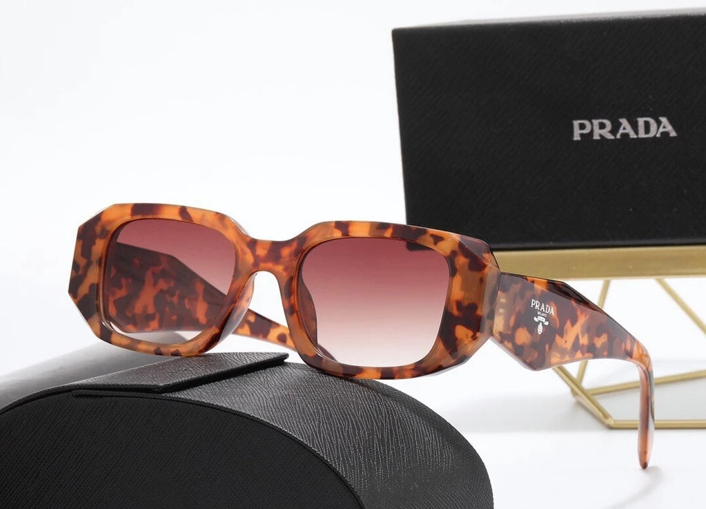 Lentes de sol Prada Diamante
